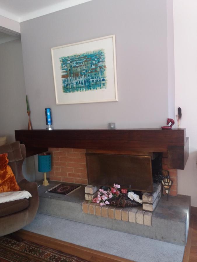 Traditional Villa In S Pedro , Estoril Alapraia Екстериор снимка